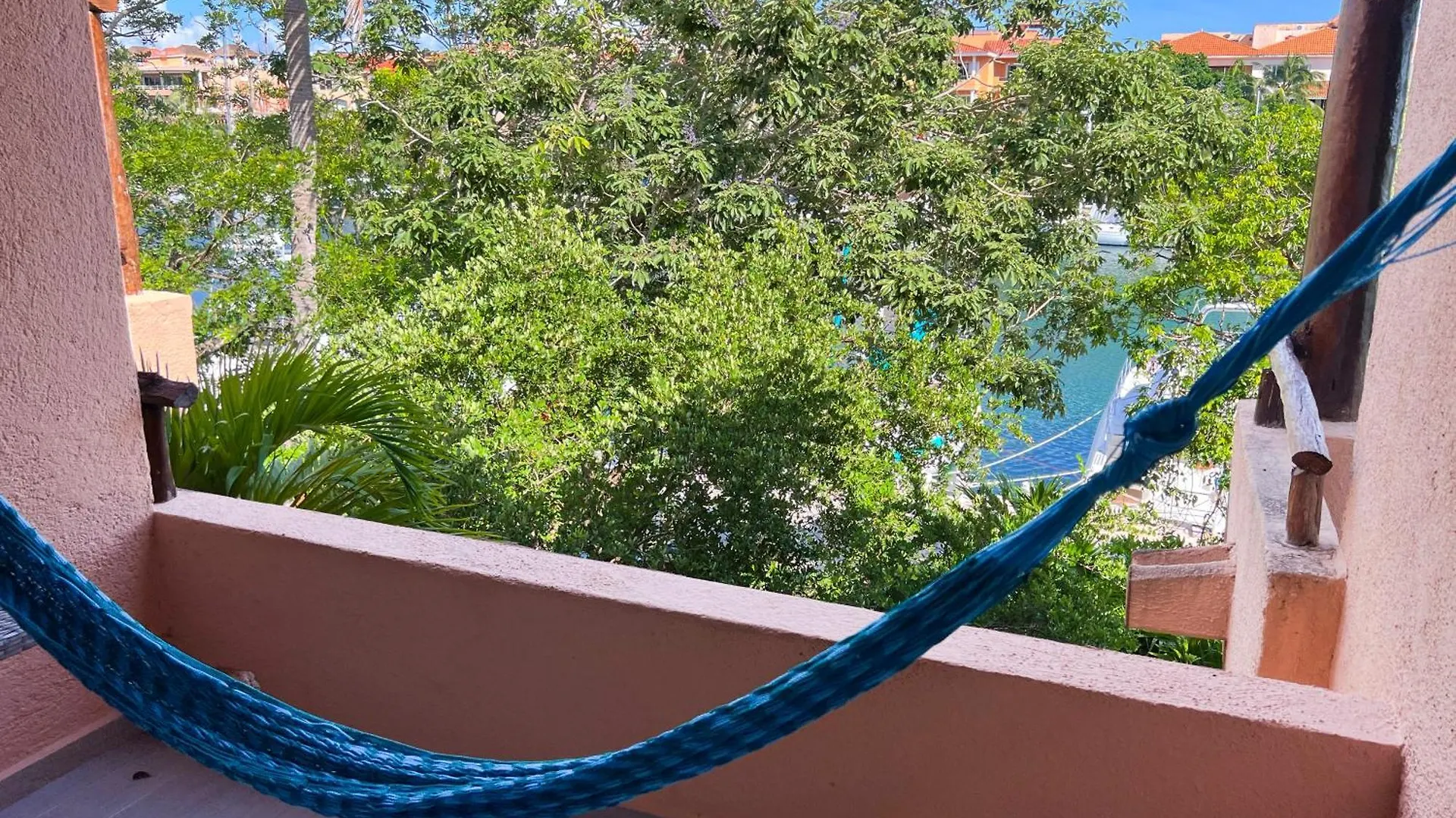Ocean & Marina Views,Affordable,Spoil Yourself! Puerto Aventuras Apartment